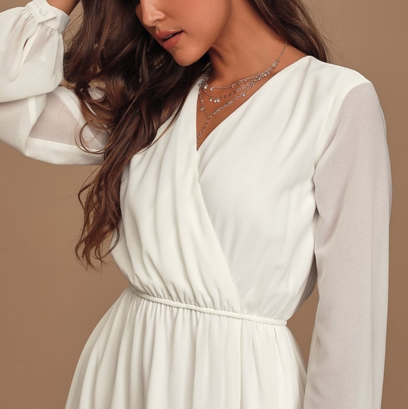 White maxi dress, Lulus, brand new - Picture 3 of 3